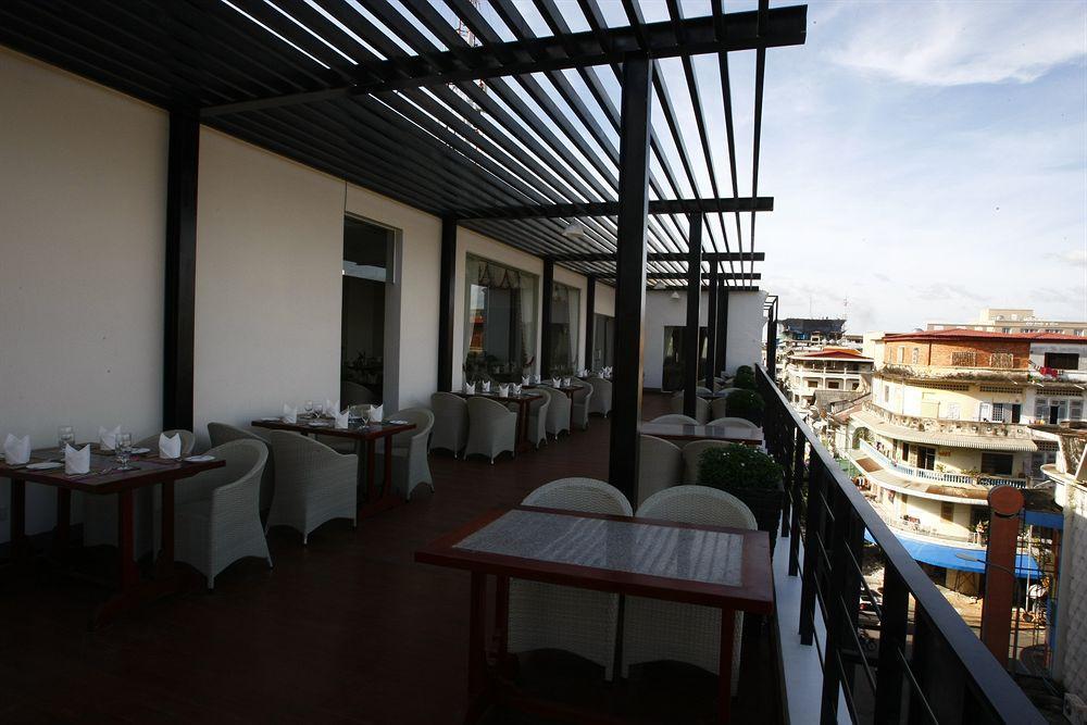 Altos Hotel Phnom Penh Exterior foto